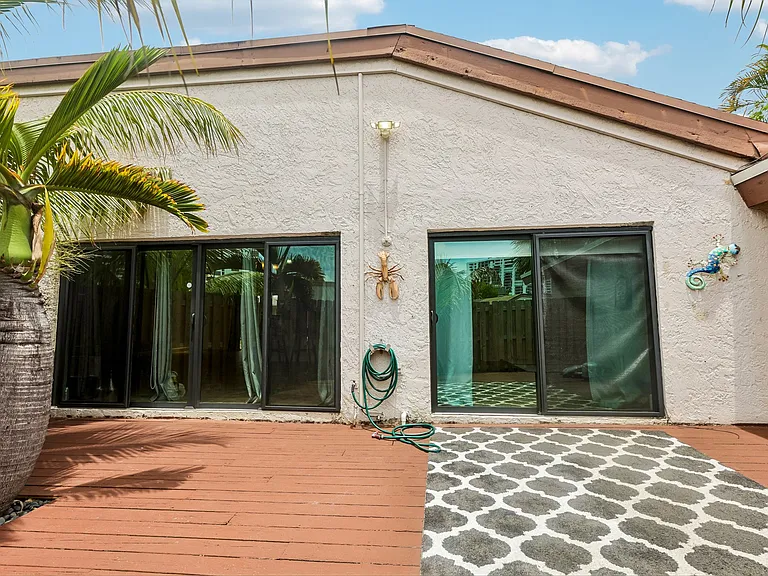 2731 S Parkview Dr #1 — Photo 33