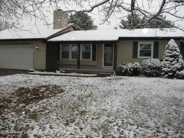 1243 Flanders Rd, Charlotte, MI 48813