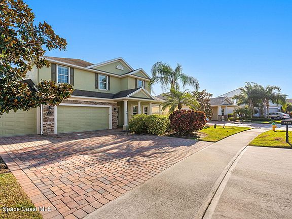 3rd image of 3838 Hollisten Cir