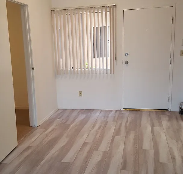 5038 Laurel Canyon Blvd — Photo 1
