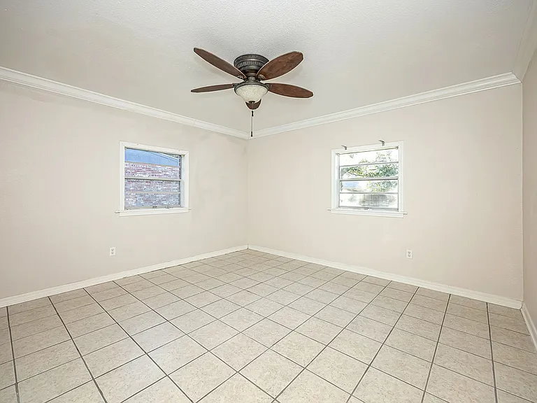 807 Market St — Photo 15