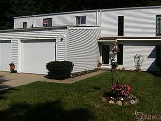 1st image of 212 Deepwood Dr