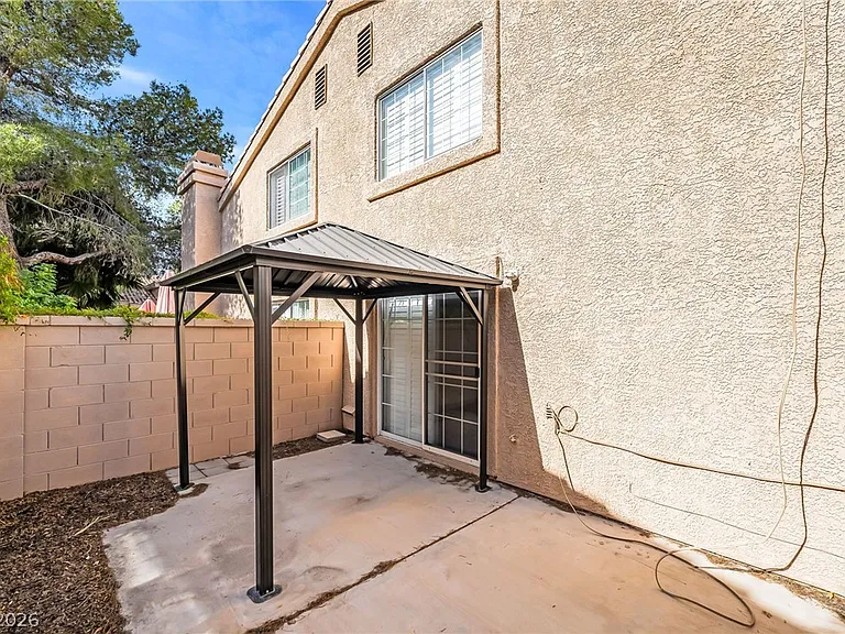 2831 Mill Point Dr — Photo 21