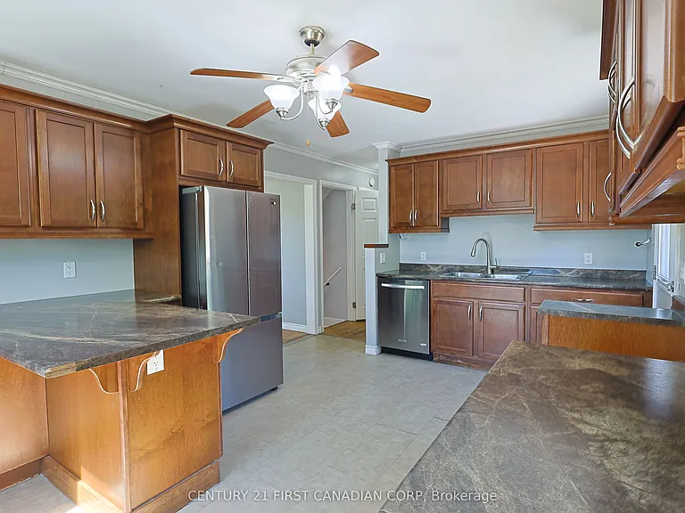 1218 Hamilton Rd — Photo 9