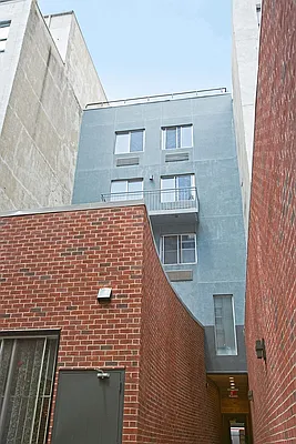 Rented by REAL New York | media 19