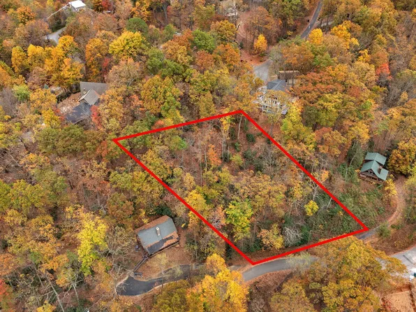 N Baden Dr, Gatlinburg, TN 37738