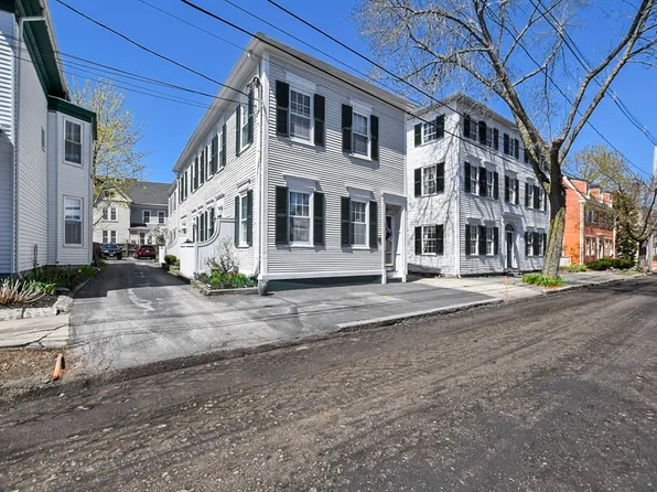 80 Lime St #B, Newburyport, MA 01950