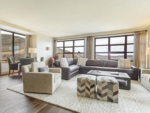 4th image of 3855 Grand Summit Dr #702