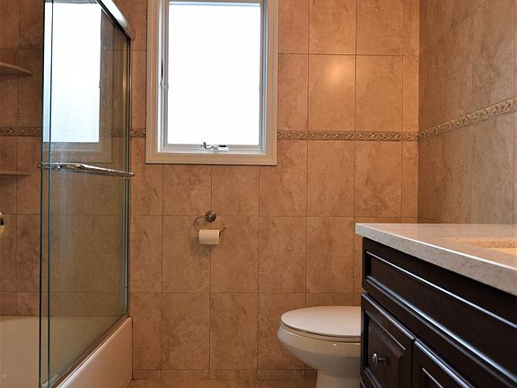 5th image of 514 Tysens Ln