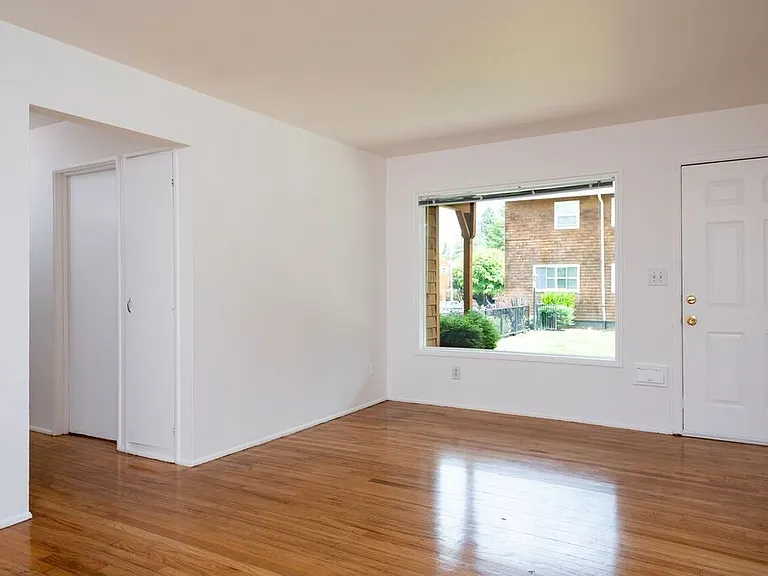 The Waverleigh Apartments — Photo 23