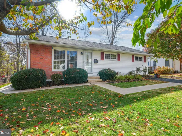 117 Tulip Dr, Gaithersburg, MD 20877