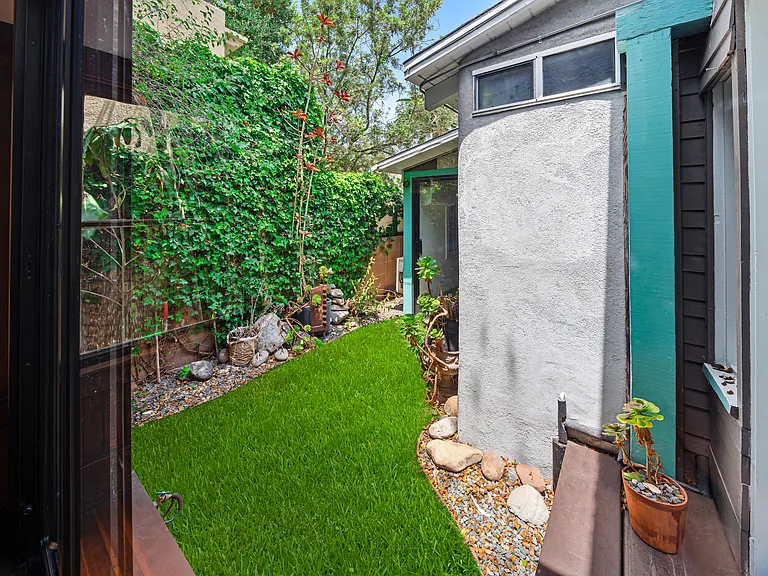430 Altair Pl — Photo 34