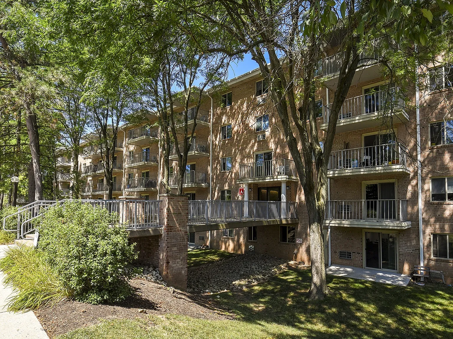 Valley Forge Suites — Photo 2