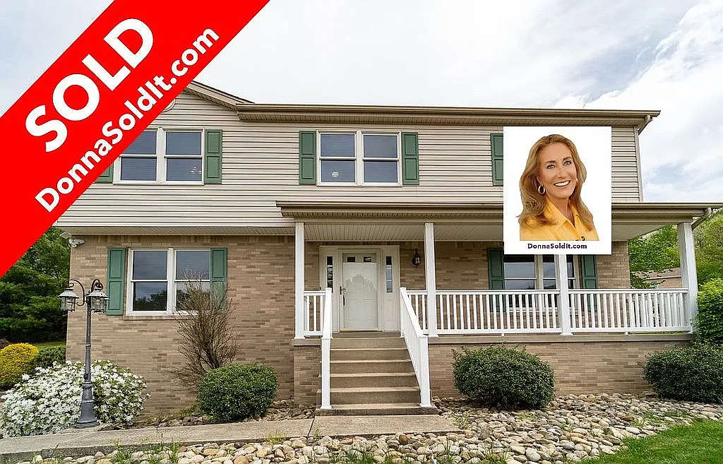225 Apple Hill Dr photo 1