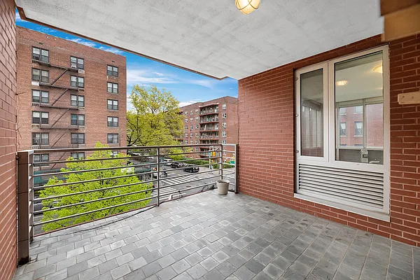 Rented by REAL New York | media 22