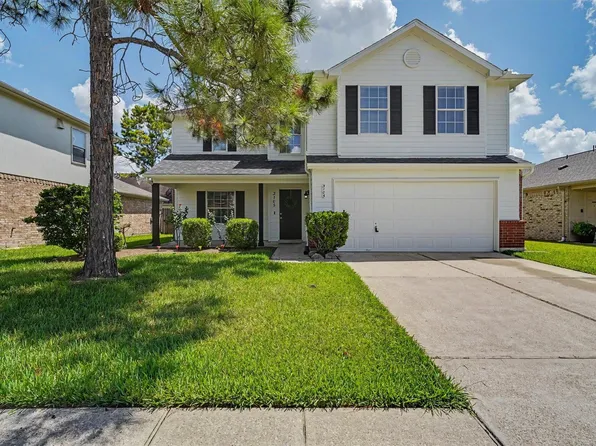 3105 Centennial Village Dr, Pearland, TX 77584