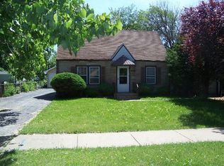 8541 Meade Ave, Burbank, IL