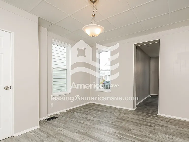 1467660_006_wm_-_dining_room_13347905.jpg