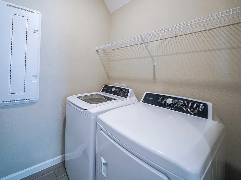 3935 Bloomfield Ct — Photo 8