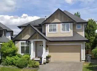 7046 181b St #1A, Surrey, BC V3S 6Z1