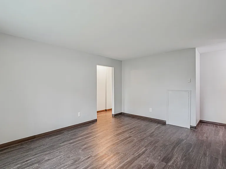 River Raisin Apartments — Photo 38