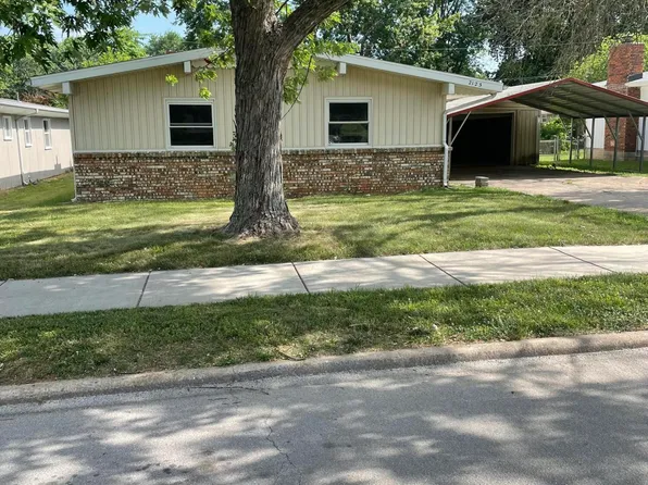 2123 E Madison Street, Springfield, MO 65802