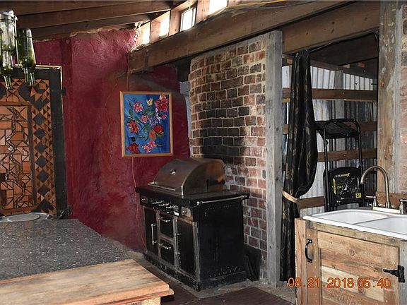 5th image of 1343 Nathan Ln