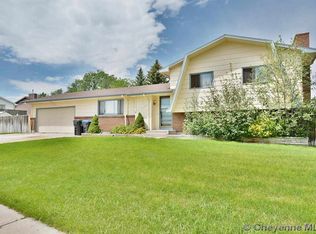 5120 Mountain Rd, Cheyenne, WY 82009