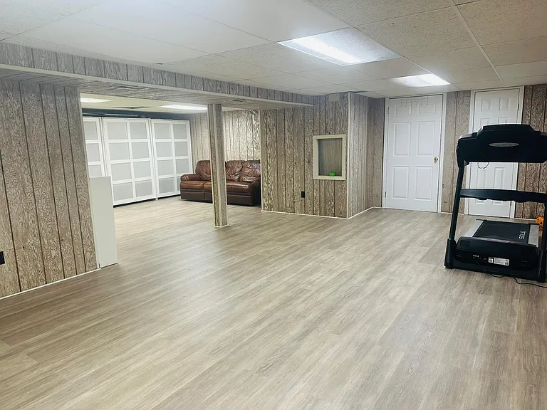 44 Westwood Cir #44 — Photo 12