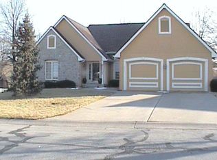 2915 SW 12th Ter, Lees Summit, MO 64081