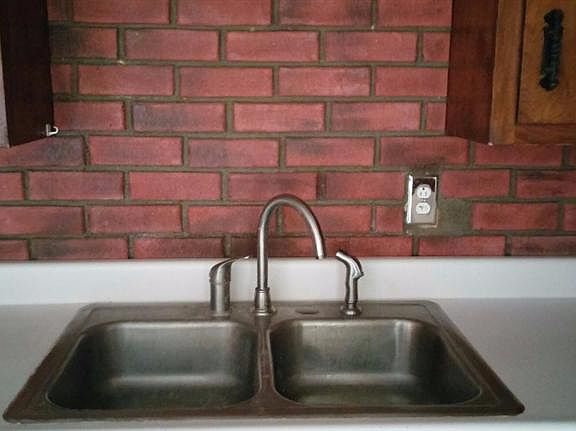 5th image of 1101 E Taos Dr