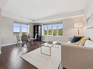 776 Laurelwood Dr #301, Waterloo, ON N2V0A8