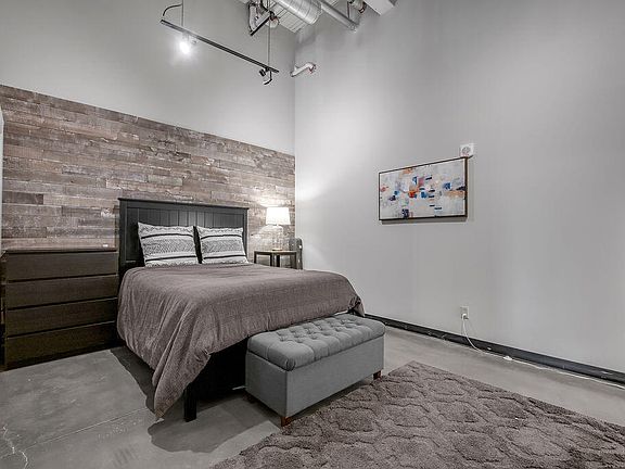 5th image of 201 Price Rd APT 111