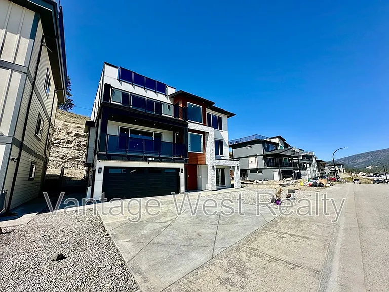 3608 Silver Way — Photo 49