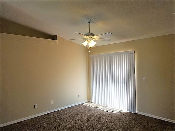 2nd image of 11837 Foxglove Dr