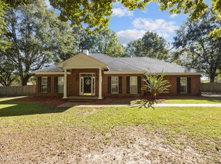236 Wakeland Dr, Raymond, MS 39154