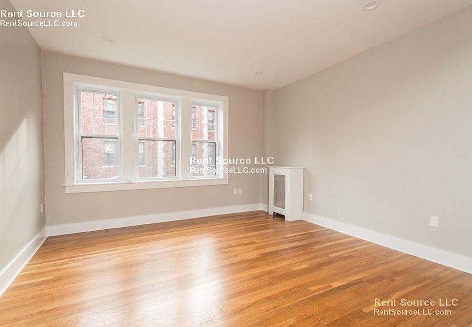 2nd image of 13 Forest St