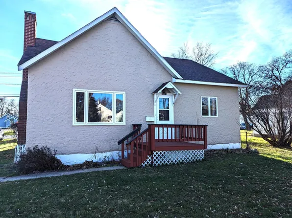 1001 10th St, International Falls, MN 56649