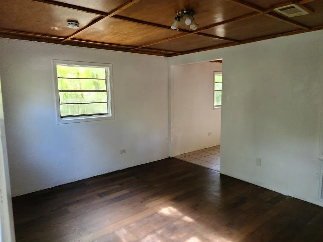 2 bed, 900 sqft, $1,250 — Photo 2