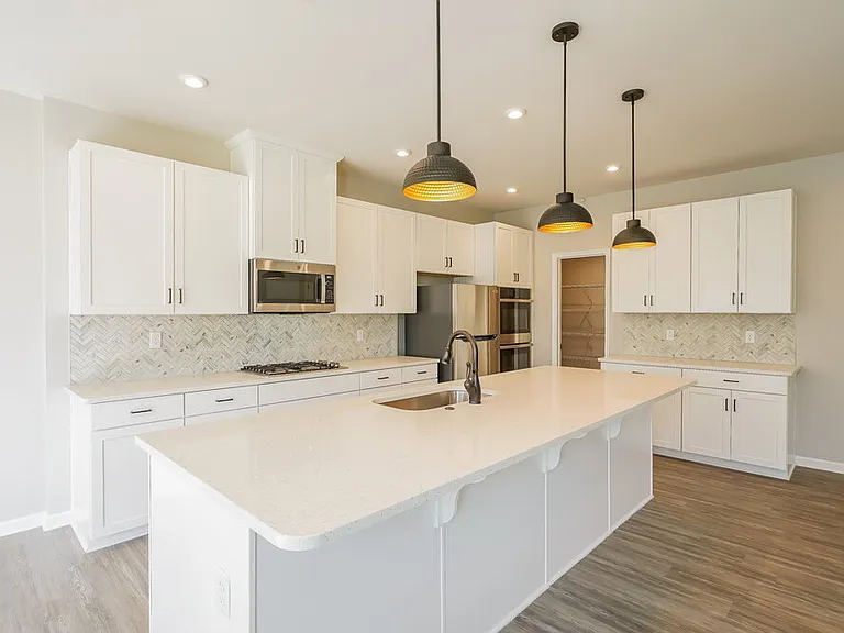 9721 Katz Ln — Photo 6