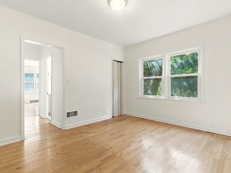 6206 Terrydale St — Photo 31