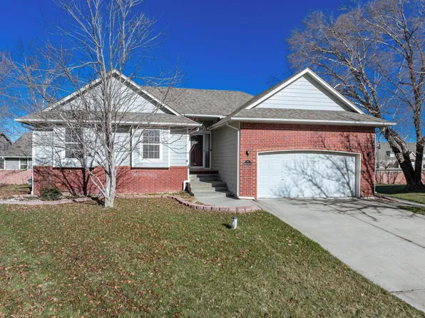 414 S Stoney Point Cir, Wichita, KS 67209