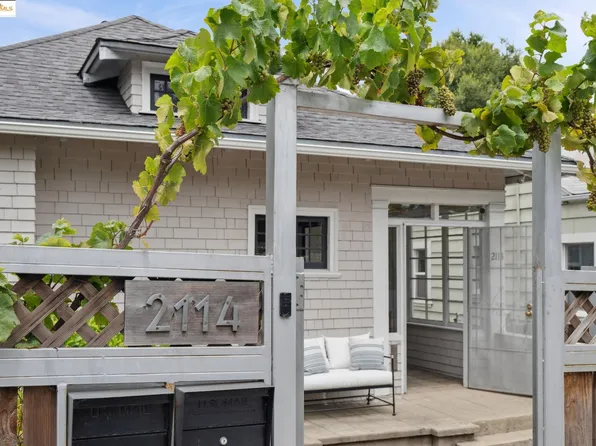 2114 E 30th St, Oakland, CA 94606