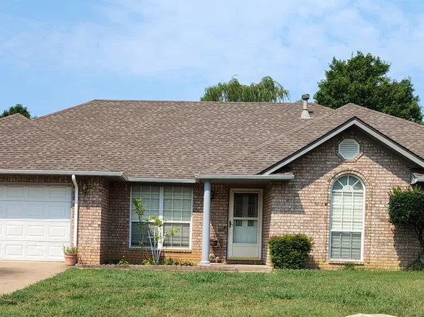 607 Gawf Ln, Muskogee, OK 74403