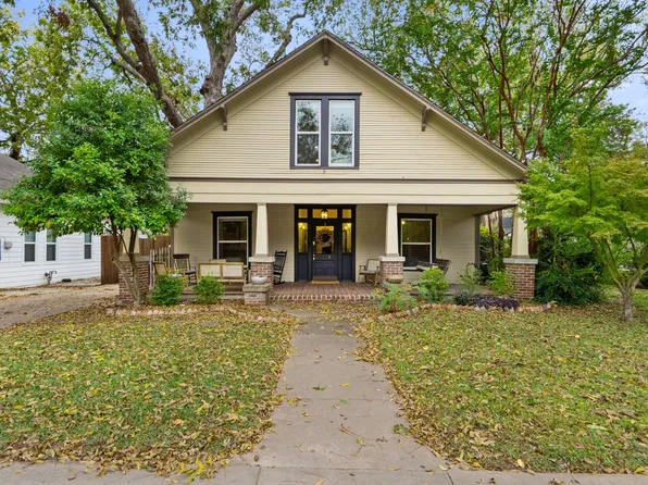 1107 W Main St, Waxahachie, TX 75165