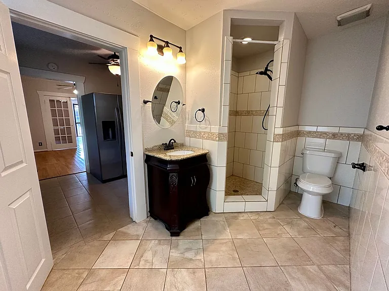 405 James St #2 — Photo 9