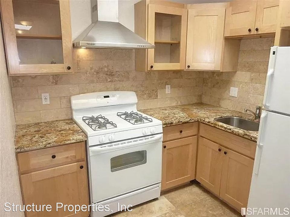 1st image of 2144 Grove St APT 4