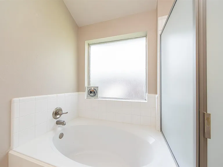 3114 Glenwood Dr — Photo 22