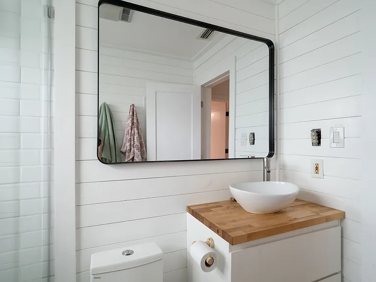 1624 Green St — Photo 3