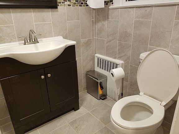 4th image of 1441 E 88th St #1